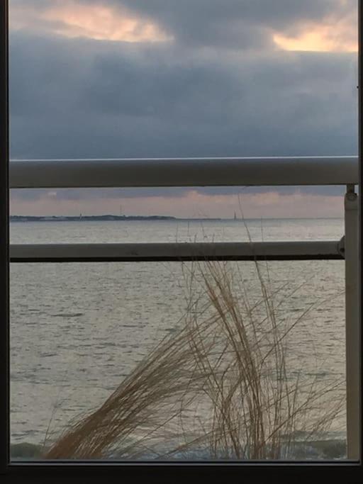 Beach Apartment - Ocean Sunset Full View 吉伦特河畔梅谢尔 外观 照片